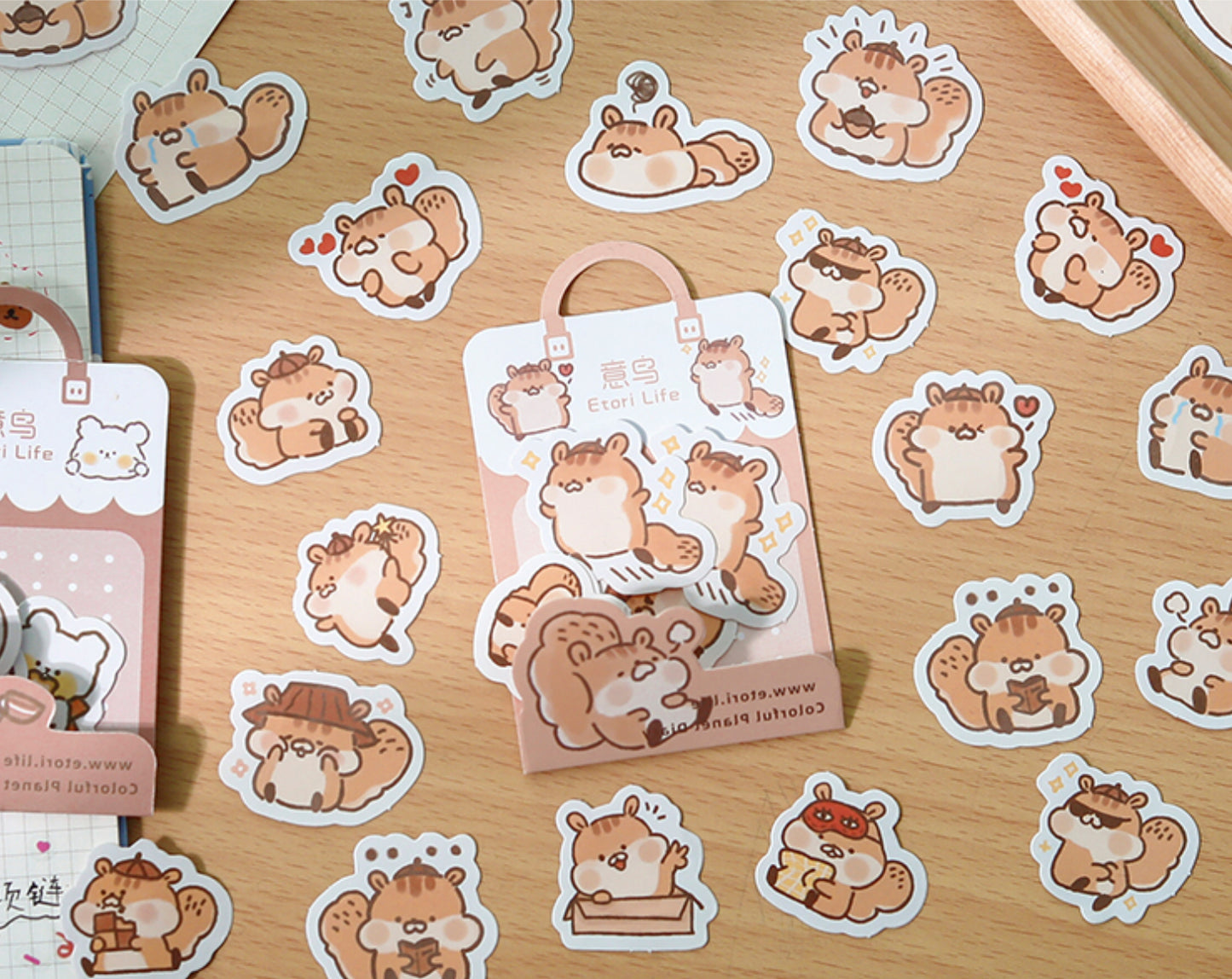 These super cute stickers are perfect to decorate any planner, journal, pen pal letter or just to add to your collection!