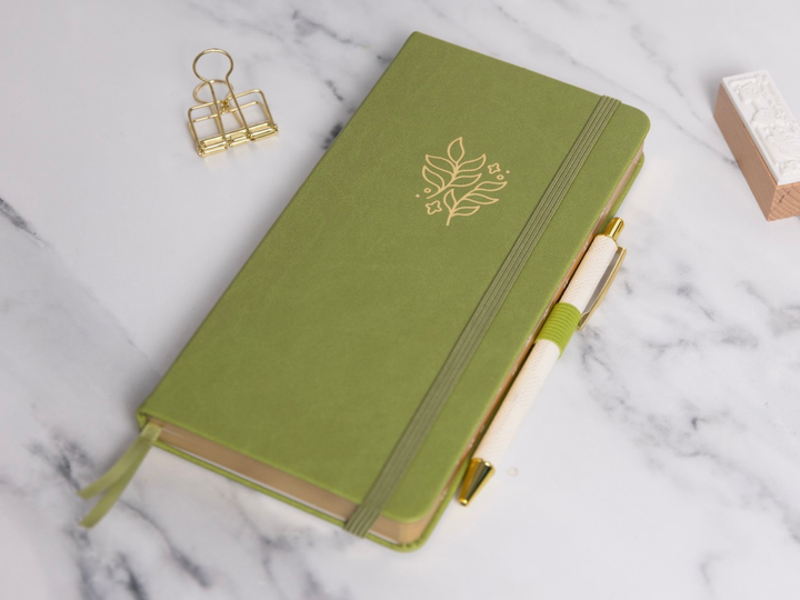 Bloom & Wander Travel Journal