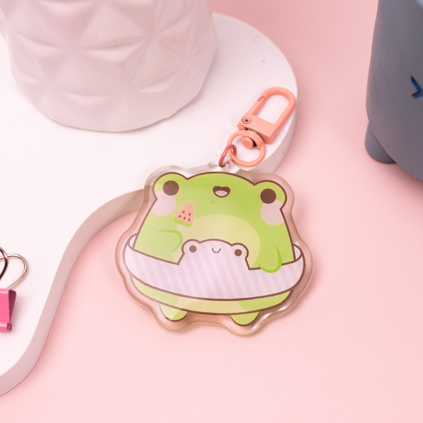 Kawaii Frog Beach Acrylic Epoxy Keychain